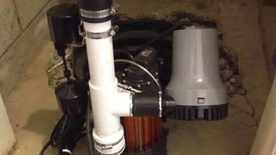 sump-pump-with-float